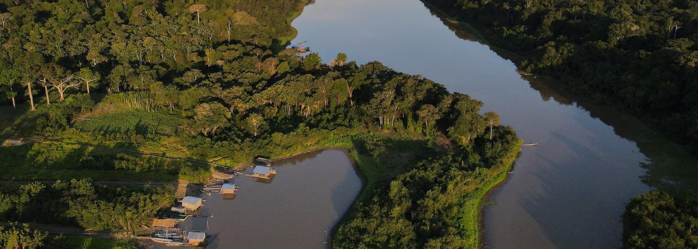A view of a riverine community along the Juruá River in Brazil.