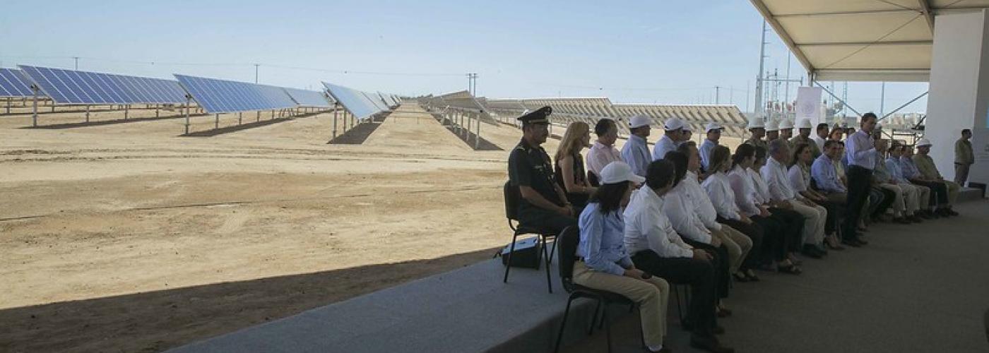 Photo description: Energy officials inaugurate La Central Fotovoltaica Aura Solar in Baja California, Mexico. Credit: Presidencia de la Republica Mexicana.